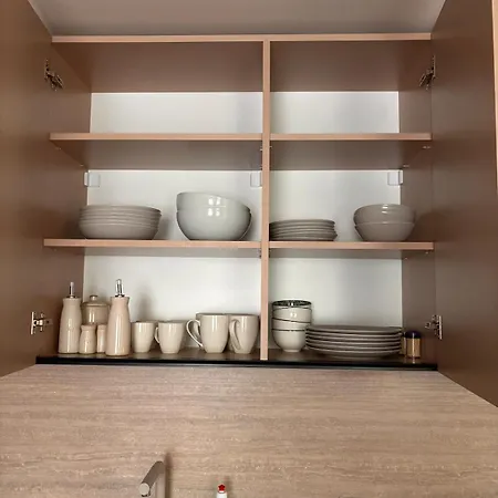 Aura Apartment *