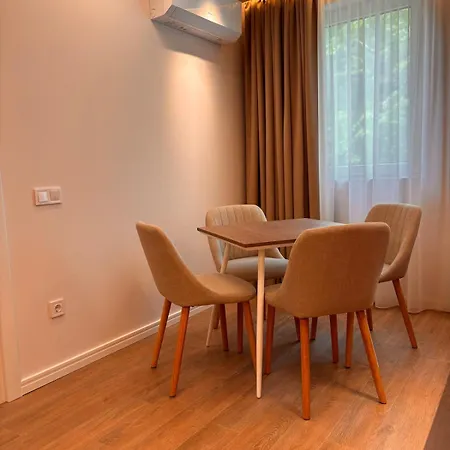 Aura Apartment